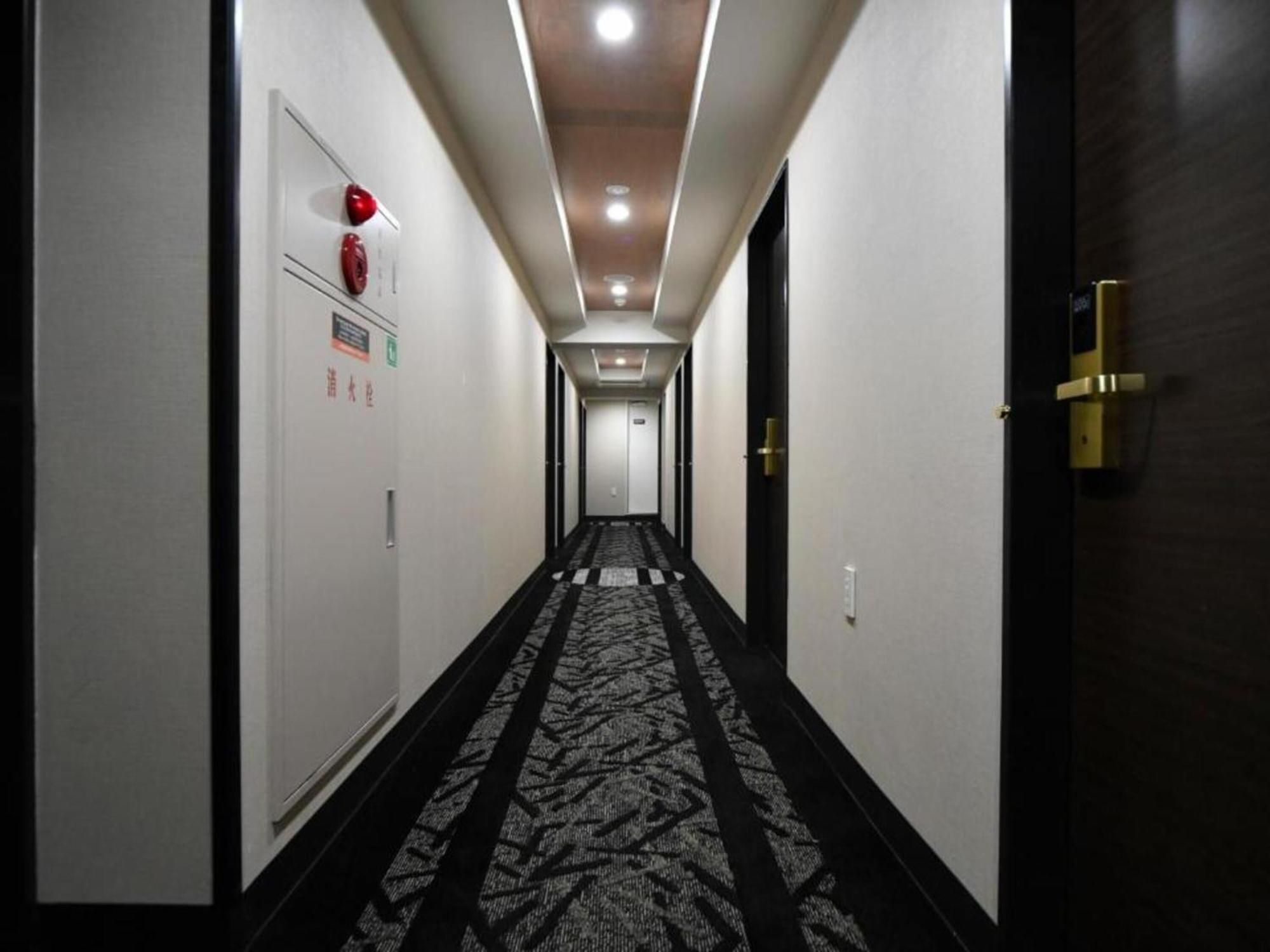 Apa Hotel Shimbashi Onarimon Tokyo Exterior photo